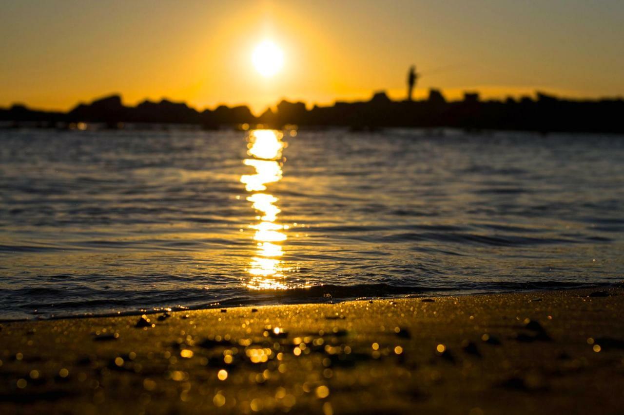 Open Space On The Sea Of Rome !:) Apartment Lido di Ostia Bagian luar foto